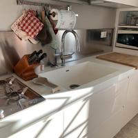 Cucina completa di elettrodomestici