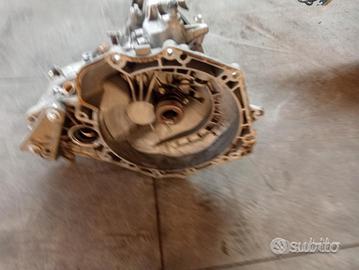 Cambio manuale Opel corsa 2017 1.4 benzina B14XER