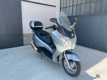 Scooter Honda S - WING 150