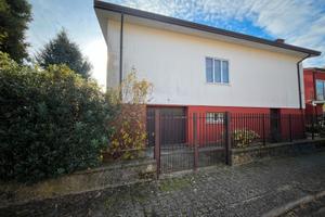 CAVARZERE: 129B: Casa singola con scoperto