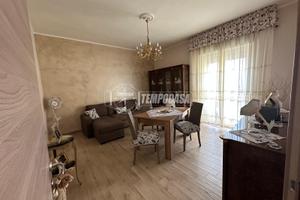 Quadrilocale ristrutturato sul Corso Italia.