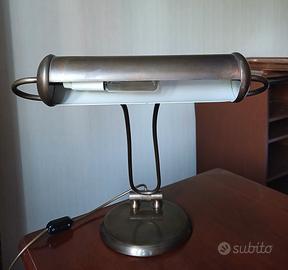 Lampada da tavolo stile banchiere in metallo