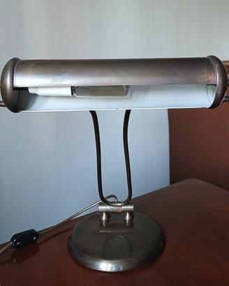 Lampada da tavolo stile banchiere in metallo