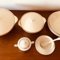 Servizio da tavola in porcellana e oro