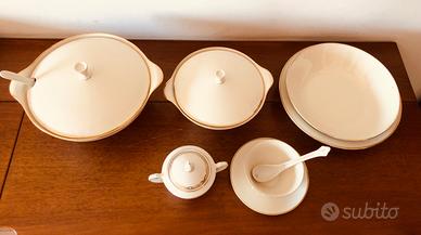 Servizio da tavola in porcellana e oro