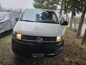 VW Transporter t6 passo lungo