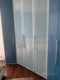 Armadio con cabina armadio