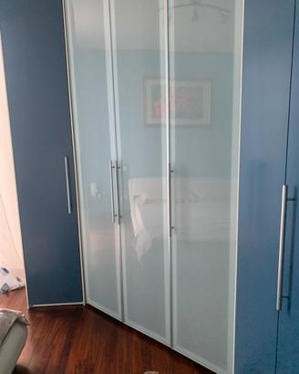 Armadio con cabina armadio