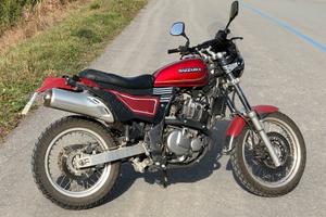 suzuki XF freewind Scrambler
