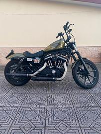 HARLEY DAVIDSON IRON 883