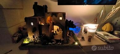Presepe artigianale completo di pupazzi e natività