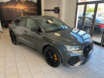 Audi Q3 RS Q3 SPB rsq3 IDENTITY BLACK
