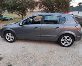 Opel Astra 1.9 120 CV Gancio traino