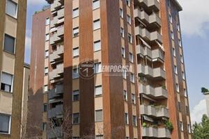 TRILOCALE ALL'OTTAVO PIANO CON BOX E TERRAZZINO!