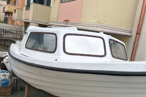 Pilotina fuori bordo