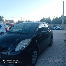 Toyota Yaris 1.4 D-4D DPF 5 porte Sol