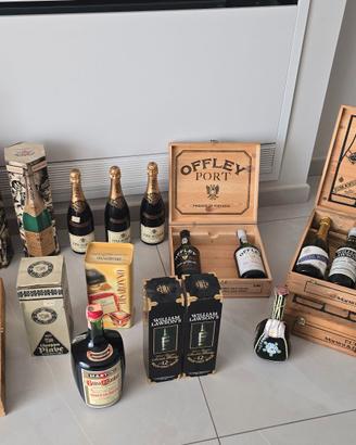 LOTTO COLLEZIONE 26 Bottiglie liquore