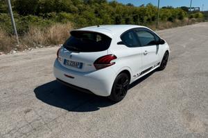 Peugeot 208 hdi 75 cv