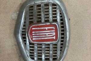 Fregio anteriore fiat 500 D
