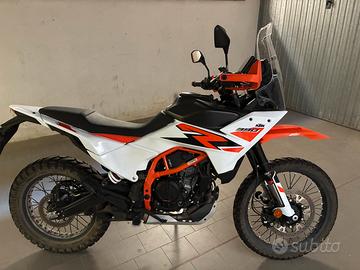 KTM 390 adventure R