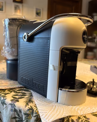 Macchina per caffè Lavazza