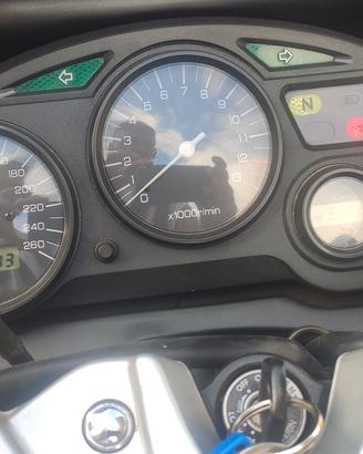 Suzuki GSX F 750  pochissimi km 