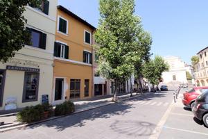4 LOCALI A POGGIO MIRTETO
