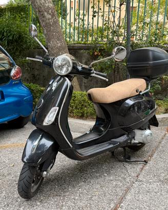 Piaggio Vespa LX 125 - 2012