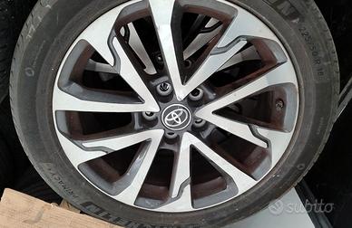 Cerchi originali Toyota 18” + Michelin Primacy 255