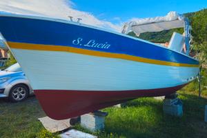 Gozzo in legno 7 mt  volvo penta .