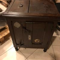 Cella Ghiacciaia Frigo in legno antico