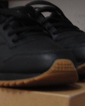 SNEAKERS REEBOK IN PELLE NERE 45 EU