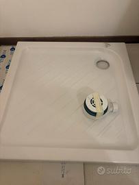 Box doccia con piletta