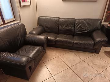 Divano in vera  pelle nero