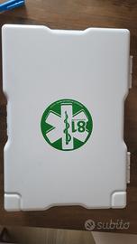 Cassetta primo soccorso con pacchetto medicazione