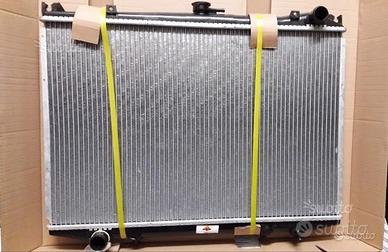 Radiatore Acqua motore nissan pick up 2140010g00