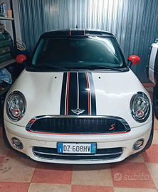 Mini Cooper 1.6 D 16 valvole allestimento S