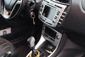 lancia delta 1400 gas