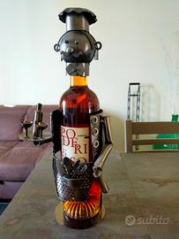 Porta Bottiglie Artistici in Metallo - Eleganza e 