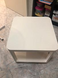 Tavolino con rotelle IKEA