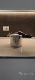 Pentola a pressione WMF 6 lt.