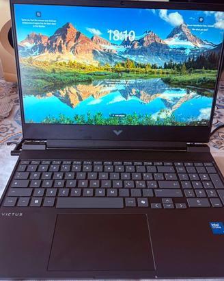 HP Victus 15 Gaming Laptop - RTX 5050 8GB