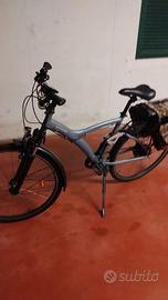 Bicicletta servo assistita
