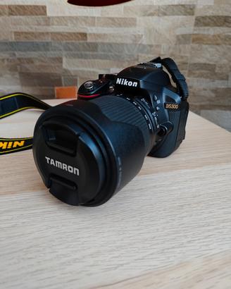 Nikon D5300 + Tamron 18-200 + kit completo 