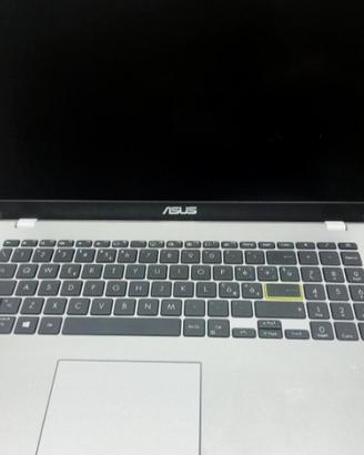 computer portatile Asus 