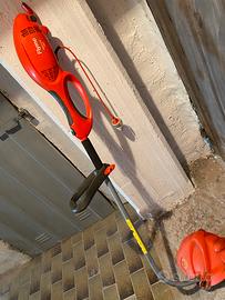 Tagliabordi / tosaerba elettrico nuovo