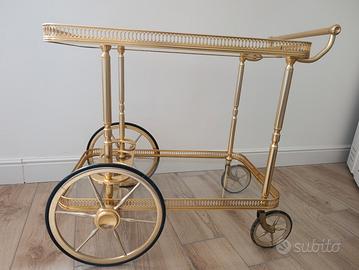 carrello porta vivande