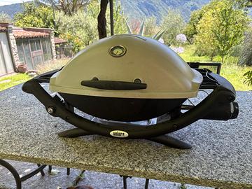 Weber Q 2200