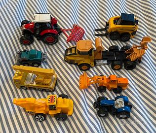 Giocattoli: Macchine agricole, scavatrici, camion