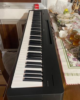 pianoforte yamaha p-145BT CON CASSA BLUTHOOT